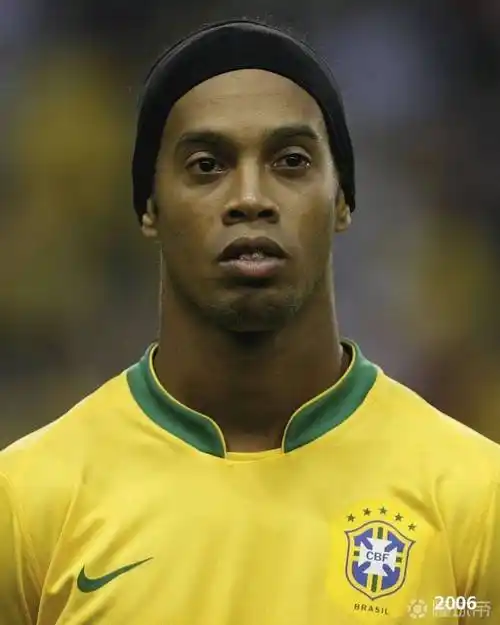 通过社群论 通过社群论